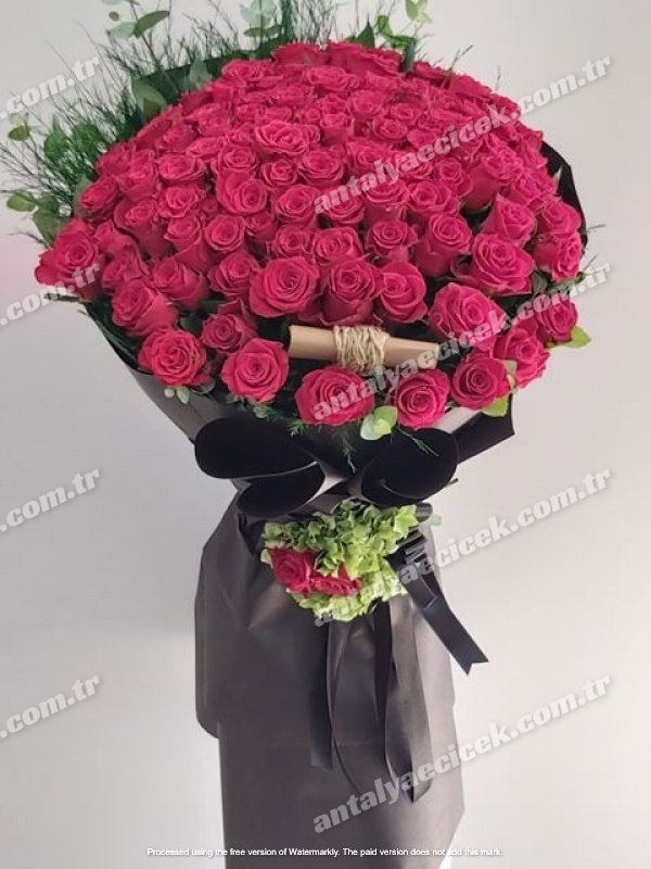 101 Gül Siyah Buket