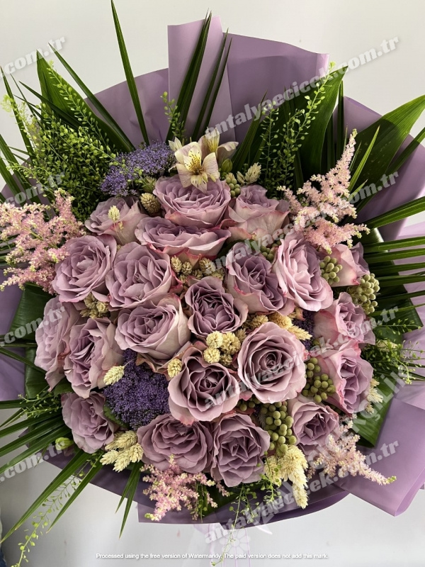 Deluxe Lila Gül Buketi