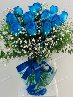 Kalp Vazoda Mavi Güller 11 Adet