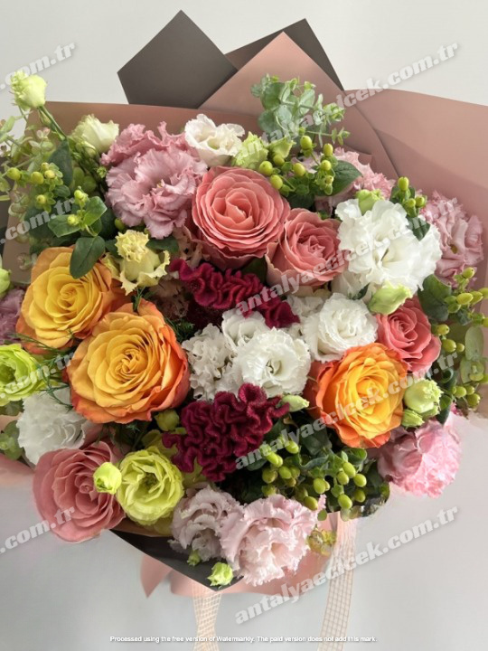 Renkli Bahar Buketi